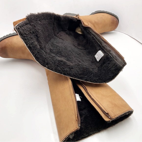 {UGG} Broome II Leather Tall Boots - Picture 13 of 16